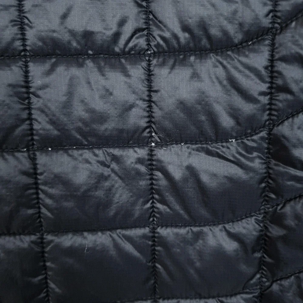 The North Face Vest Mens Medium Black ThermoBall Eco Quilted Nuix Logo Insulated
